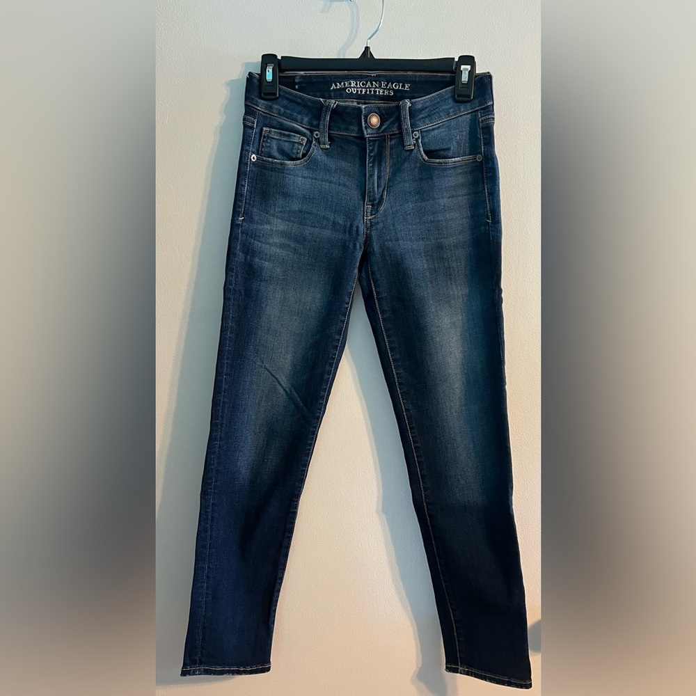 American Eagle Dark Wash Low Rise Super Stretch Skinny Jeans